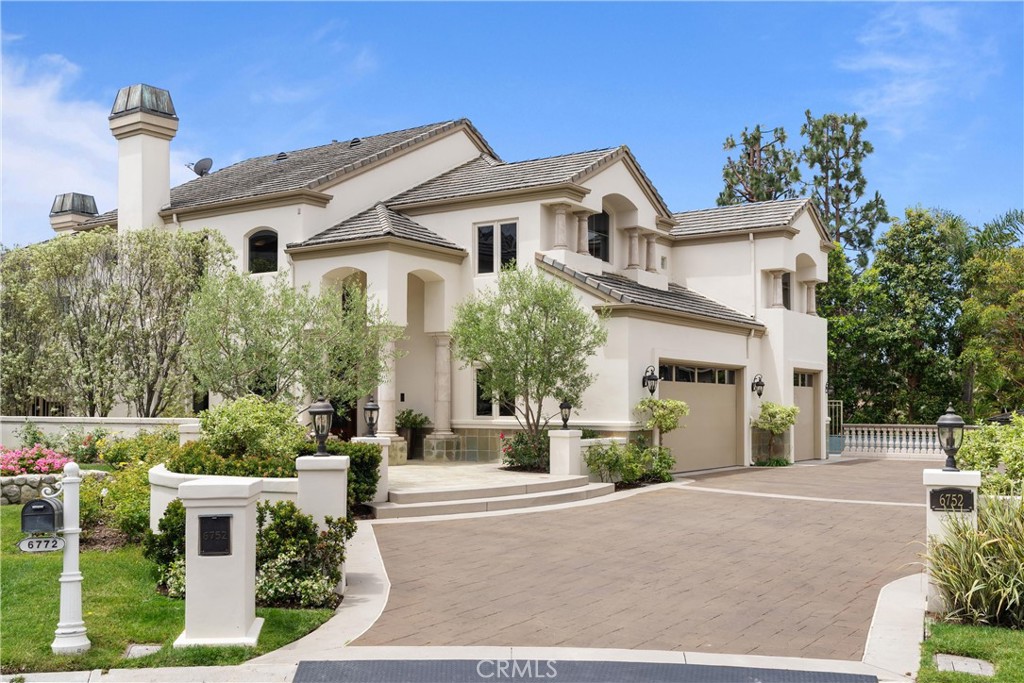 View Huntington Beach, CA 92648 house
