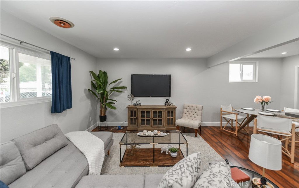 Photo 2 of 24 of 1414 Escalada Avenue house