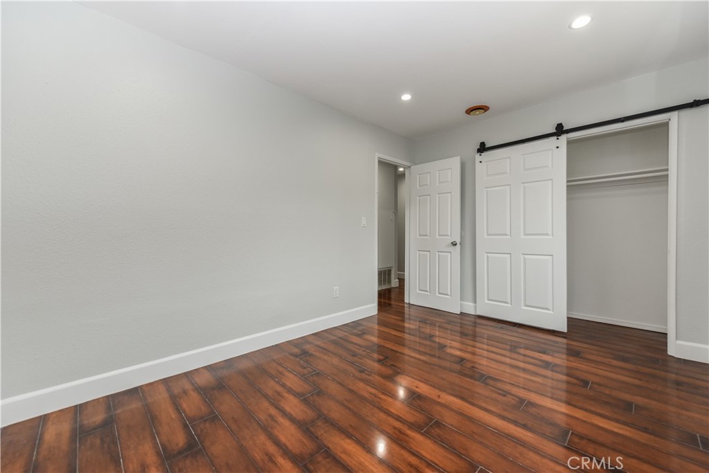 Photo 17 of 24 of 1414 Escalada Avenue house