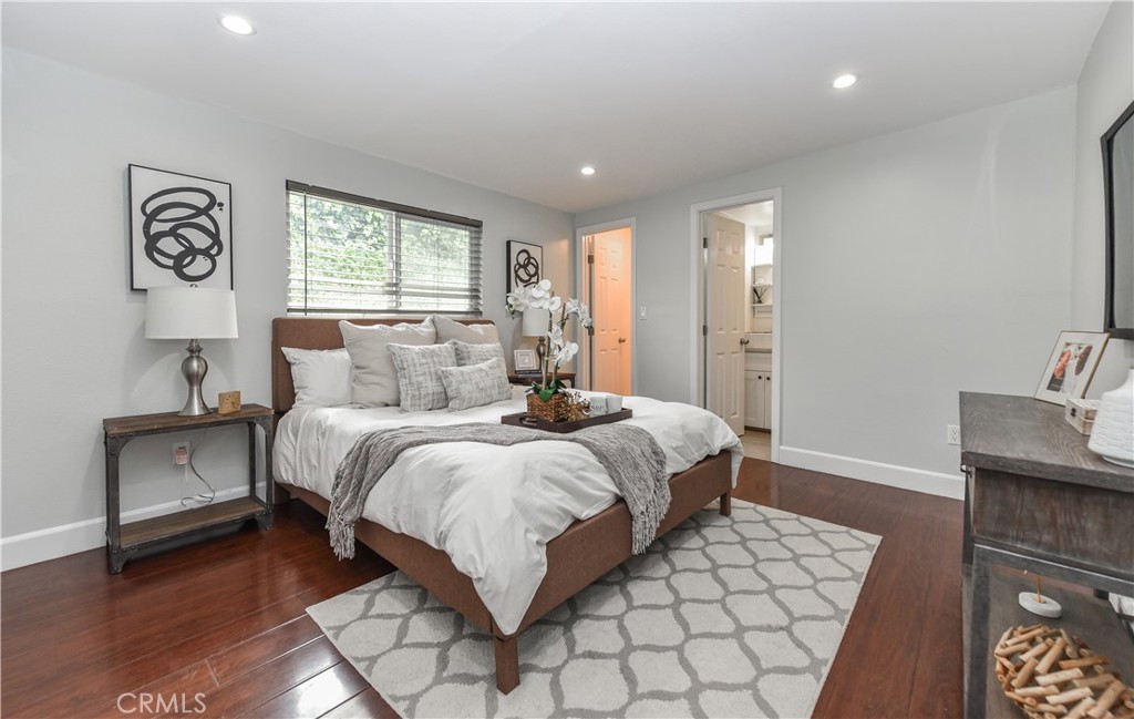 Photo 9 of 24 of 1414 Escalada Avenue house