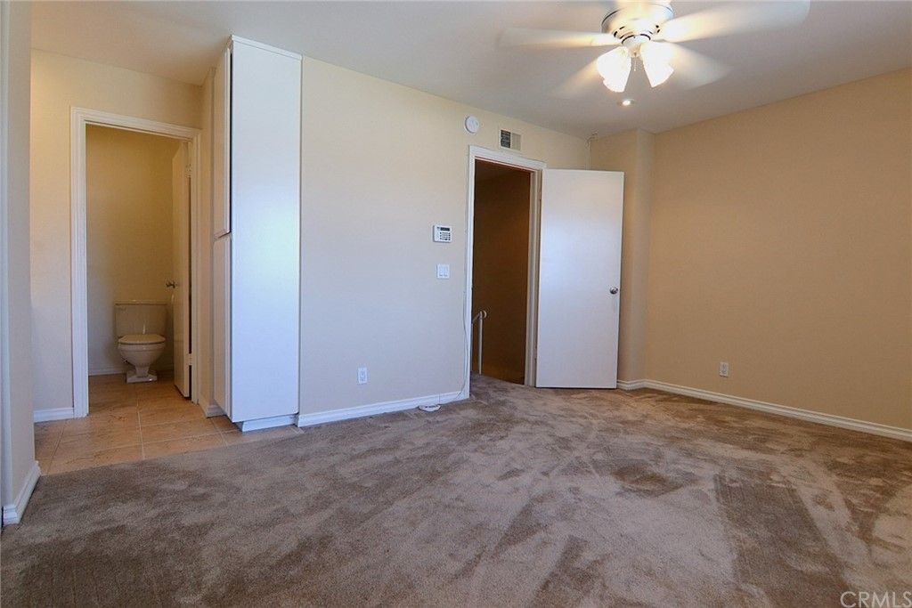 listing image 130724488002361654136