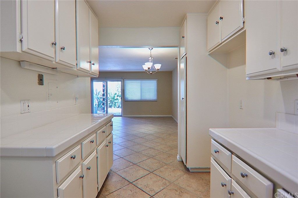 listing image 130721306533025044701