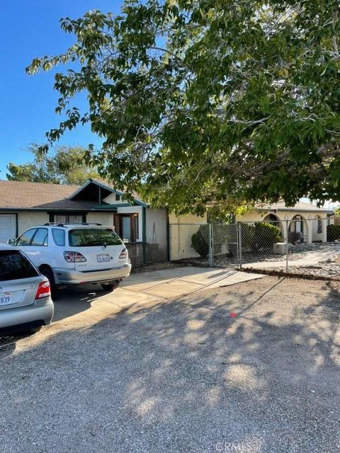 10722 Phelan Road Oak Hills CA 92344