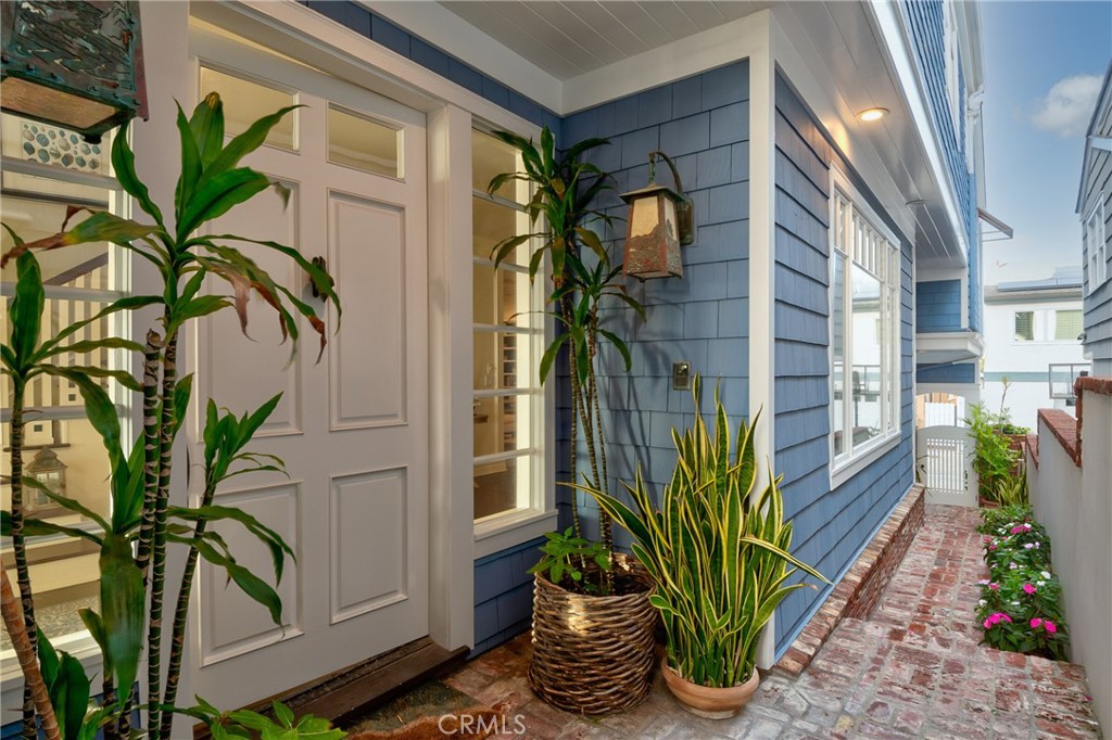 1514 E Oceanfront