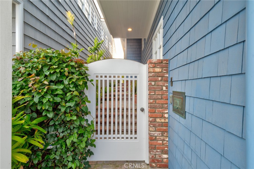 1514 E Oceanfront