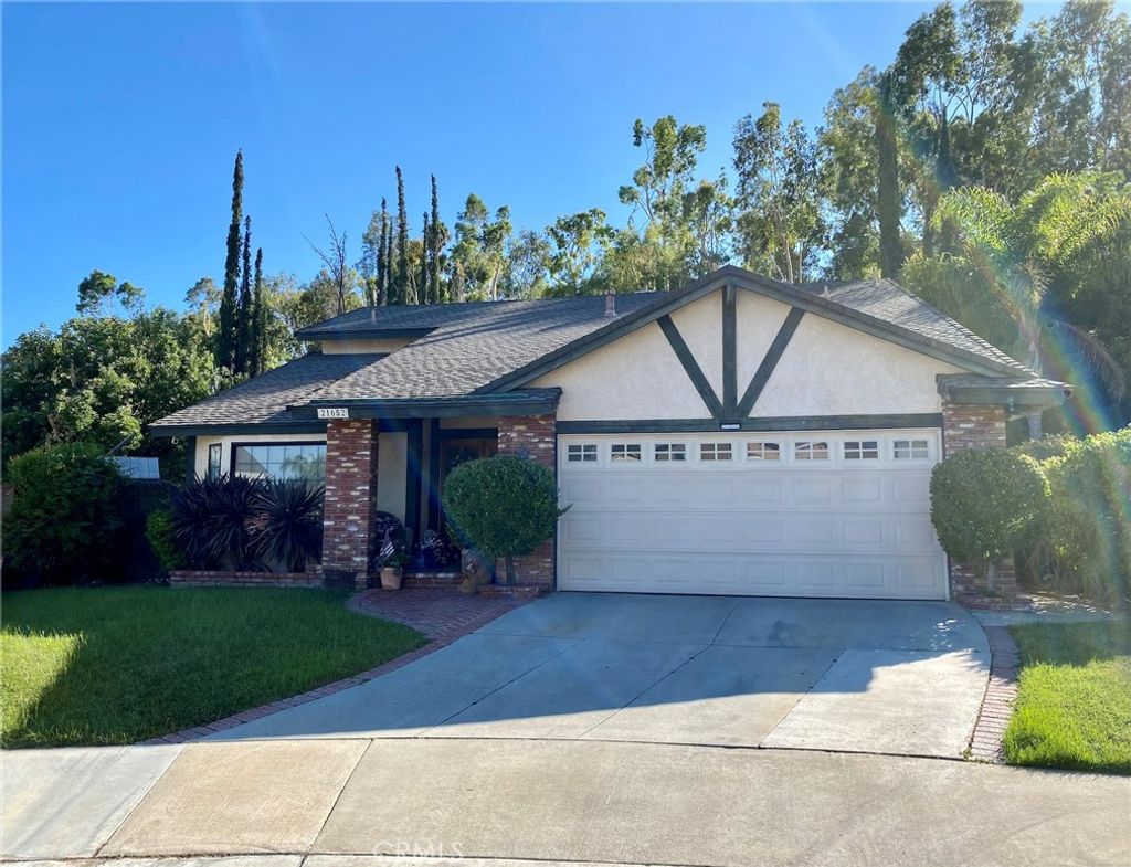 listing image 130724637483385149741