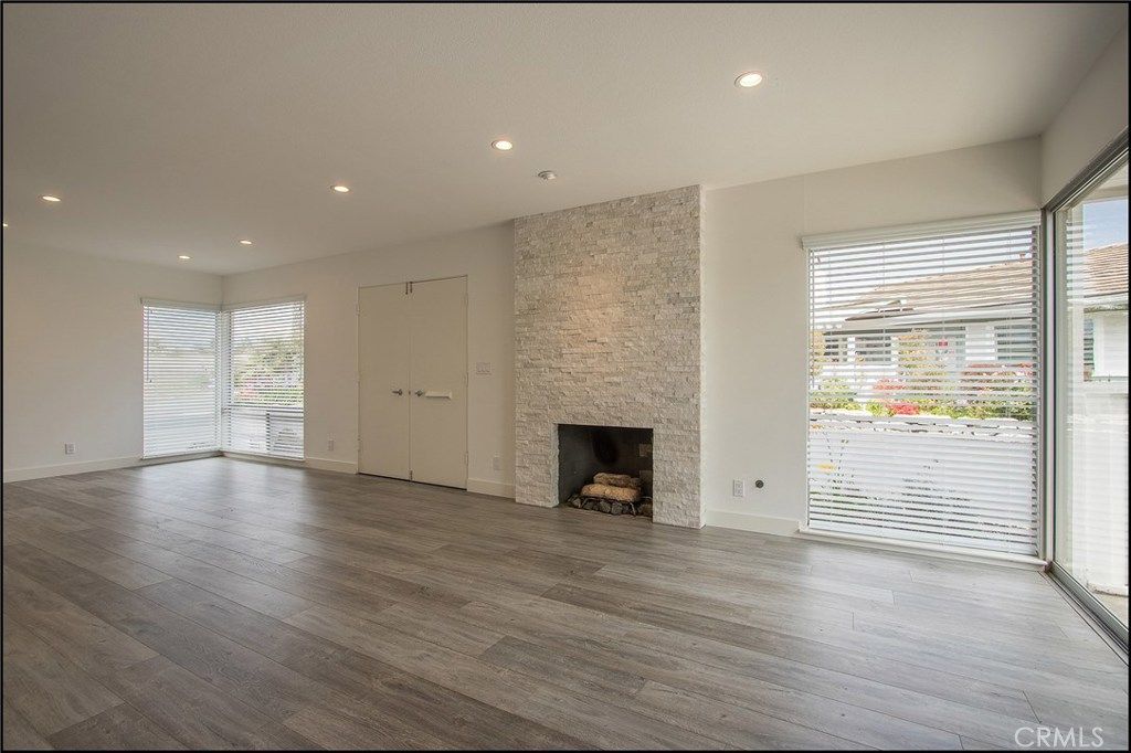 listing image 130726678635314328285