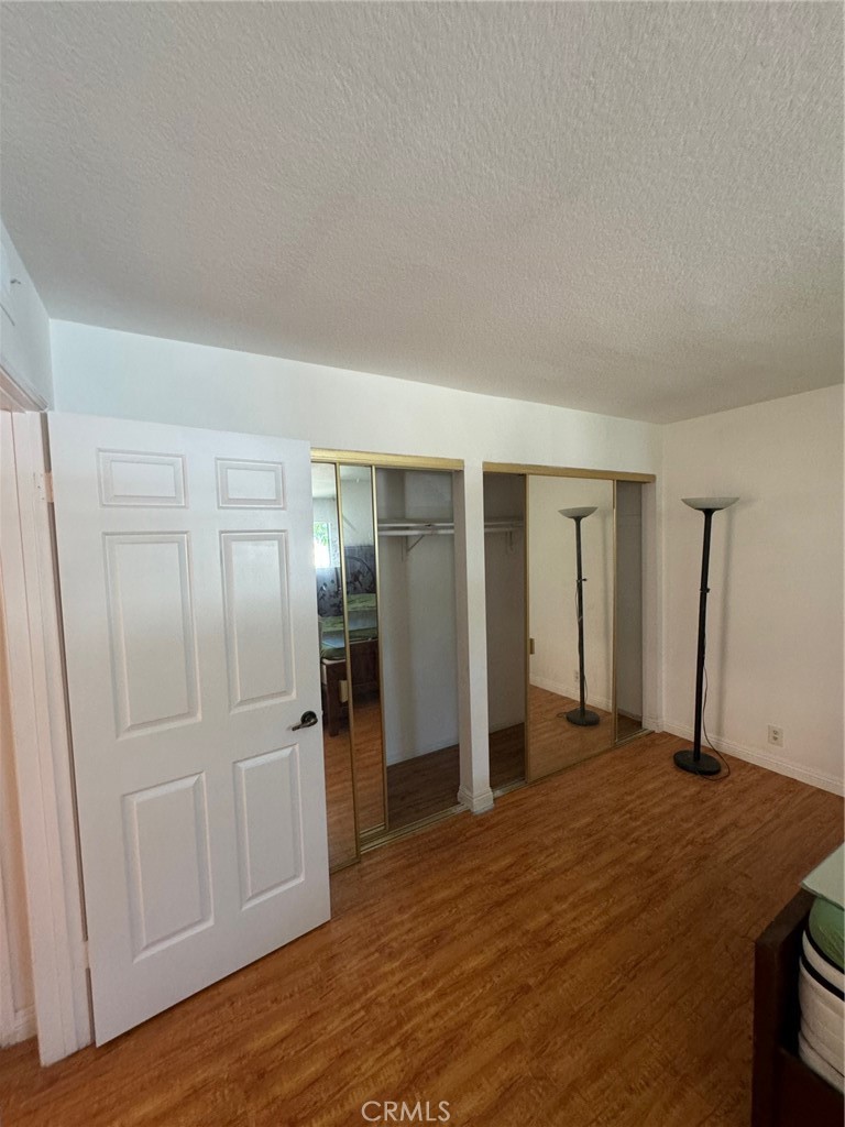 1999 Stanley Avenue 1