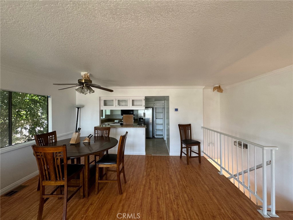 1999 Stanley Avenue 1