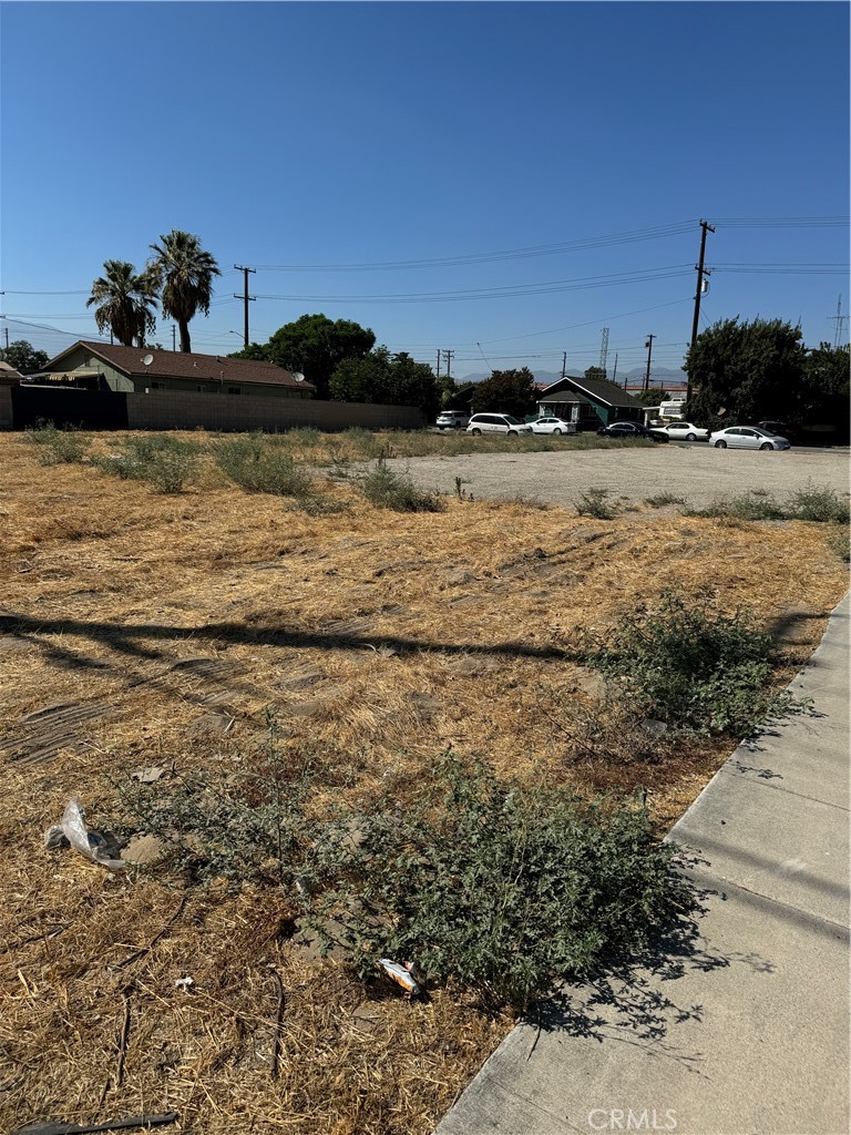 233 S La Cadena Drive