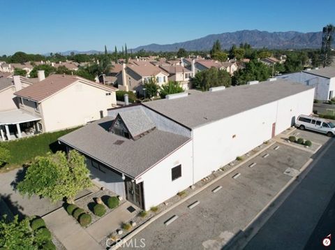 Photo of 1265 E 7th Street, Upland, CA 91786 (MLS # IG25073356)