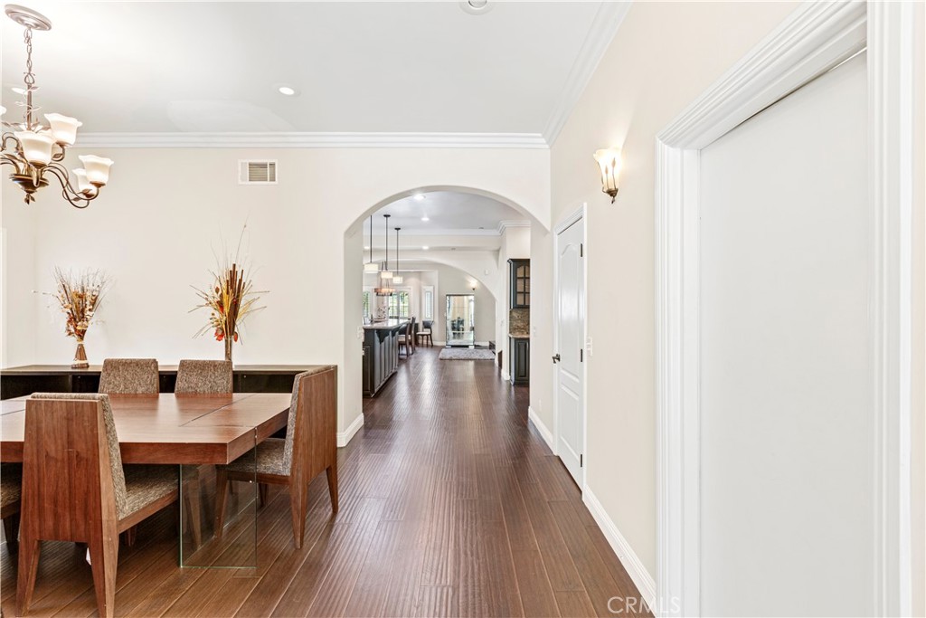 Properties 4 3836 Oak Hill Avenue