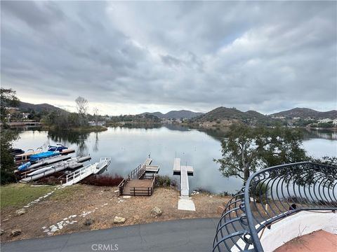 124 Lower Lake Road Lake Sherwood CA 91361