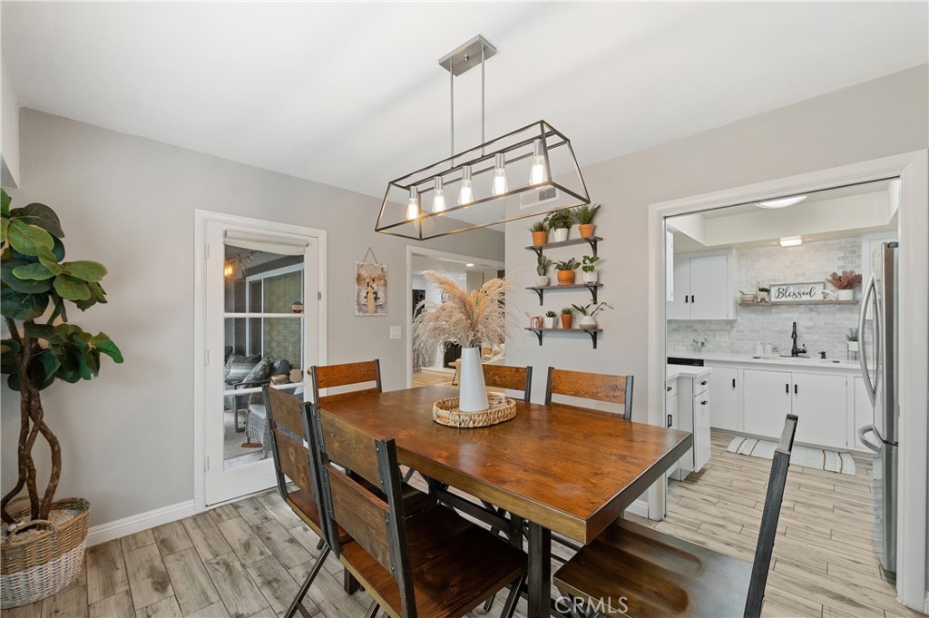 ,Meredith Manor - Residential