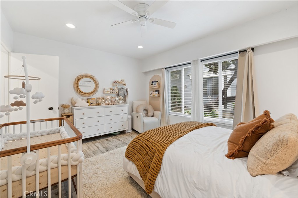 ,Meredith Manor - Residential