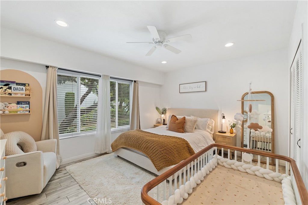 ,Meredith Manor - Residential