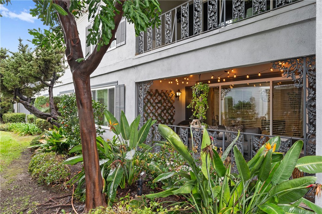 ,Meredith Manor - Residential