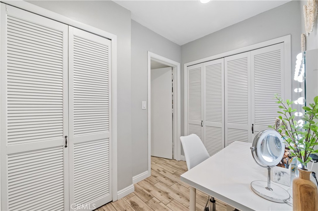 ,Meredith Manor - Residential