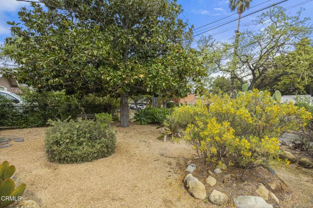 Ojai, California 93023, United States, 2 Bedrooms Bedrooms, ,2 BathroomsBathrooms,Residential,Active,98372