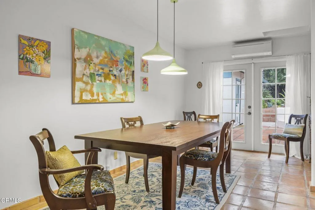 Ojai, California 93023, United States, 2 Bedrooms Bedrooms, ,2 BathroomsBathrooms,Residential,Active,98372