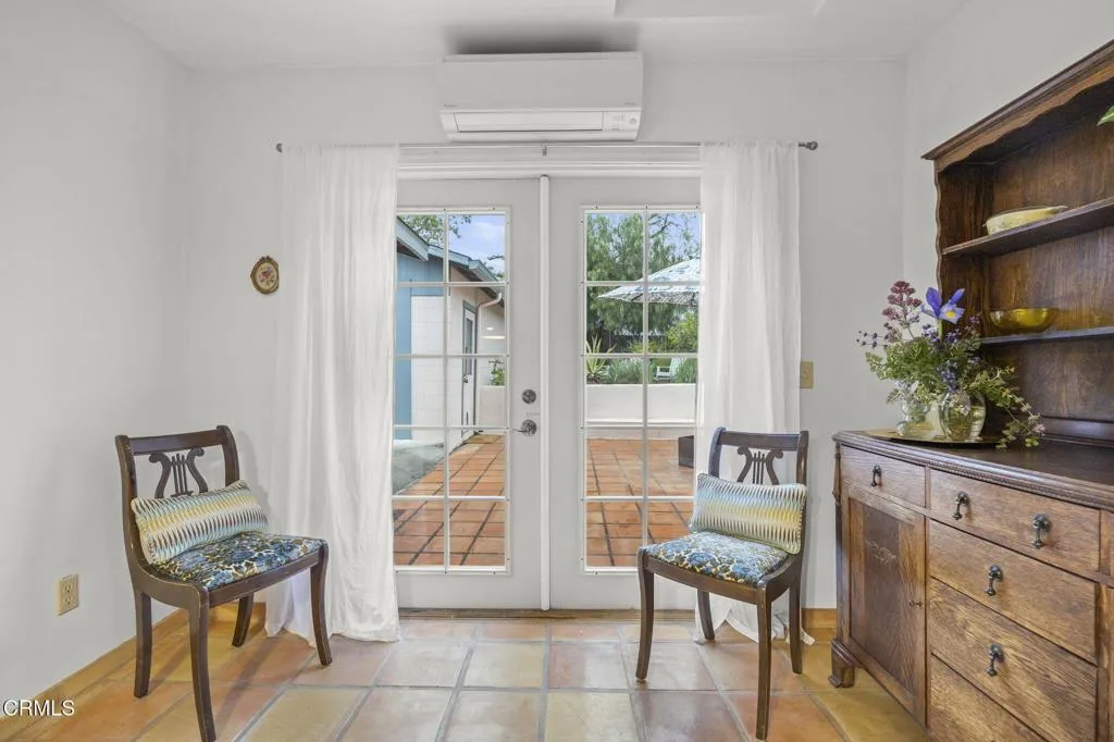 Ojai, California 93023, United States, 2 Bedrooms Bedrooms, ,2 BathroomsBathrooms,Residential,Active,98372