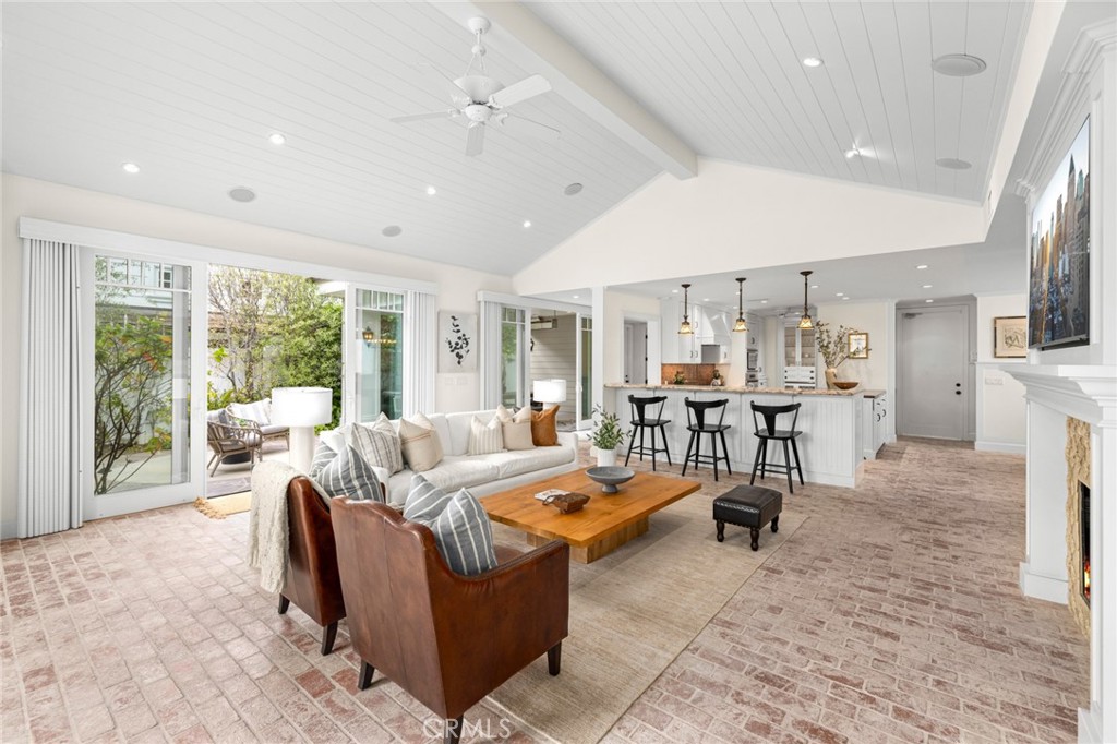 Balboa Peninsula Point (BLPP) - Residential