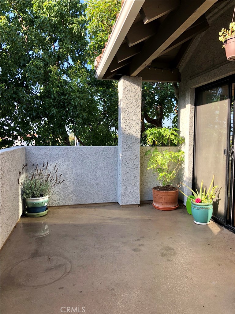 Harbour Pointe (HRPT) - Residential Lease