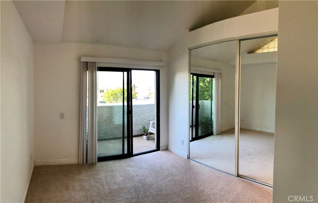 Harbour Pointe (HRPT) - Residential Lease