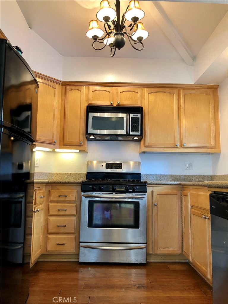 Harbour Pointe (HRPT) - Residential Lease