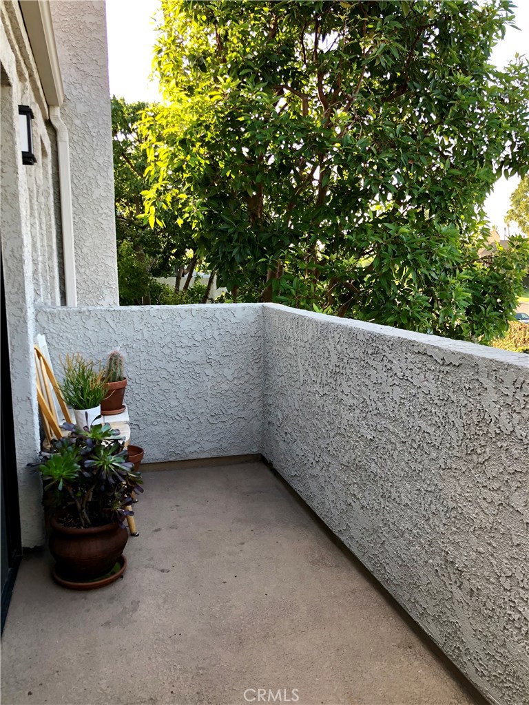 Harbour Pointe (HRPT) - Residential Lease