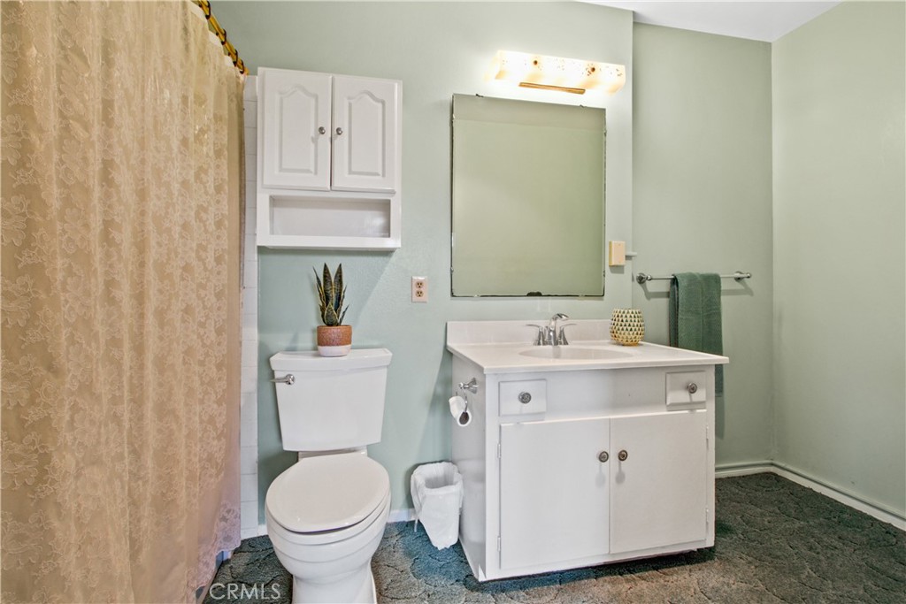 Photo 15 of 30 of 1630 Clemensen Avenue house