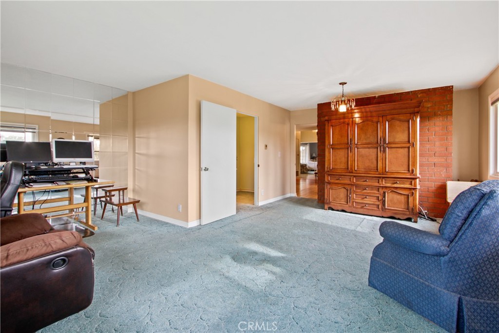 Photo 13 of 30 of 1630 Clemensen Avenue house