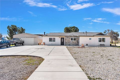 15971 Mission Street Hesperia CA 92345