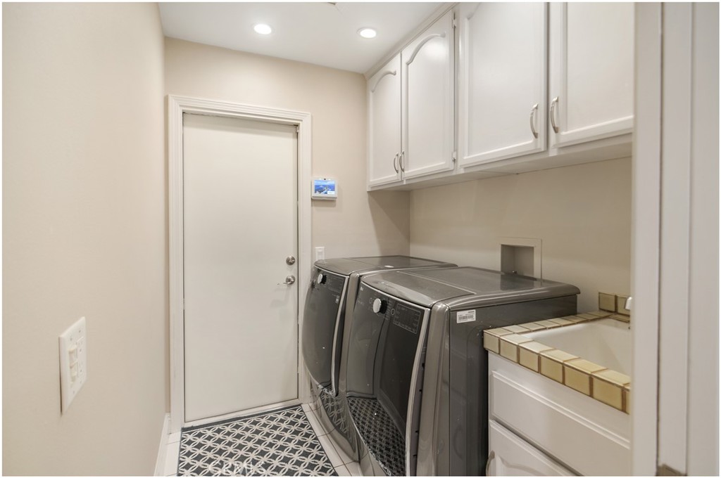 Mizener Custom Homes (MZ) - Residential