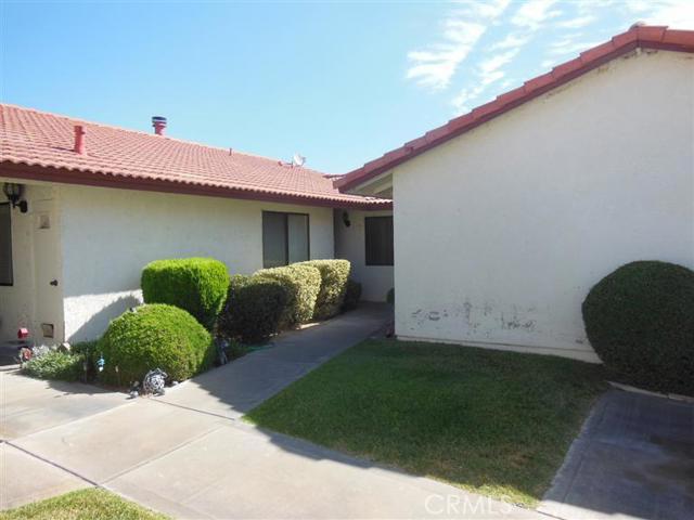 Very nice Condo. Wood floors, Tile in Kitchen, laundry, bathrooms Comes with Washer, dryer, fridge, and dishwasher. NO PETS, NO SMOKING. Tenant to pay a 1 time $50.00 for Id card transfer. $50.00 For pool key Association Amenities: Pool, Golf Course, Gym, Tennis, Sauna, Spa/Hot Tub Pool Features: Common Pool Special Features: Garage Door Opener