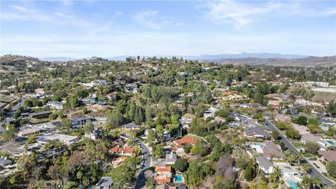 A home in North Tustin