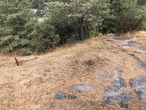 Photo of 0 Trinity Lot 333 Drive, Lake Arrowhead, CA 92352 (MLS # IV24198118)