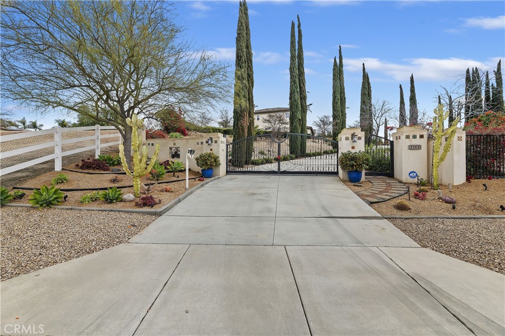 17580 Canyonwood Drive