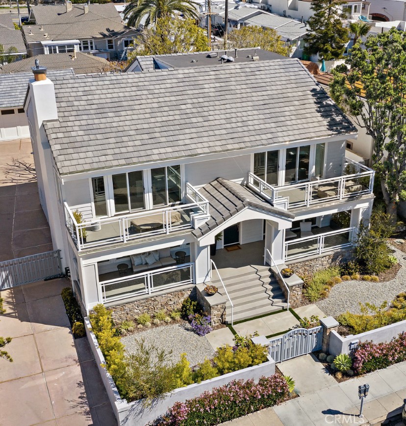 450 Cliff Drive
