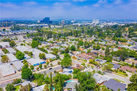 A home in Woodland Hills