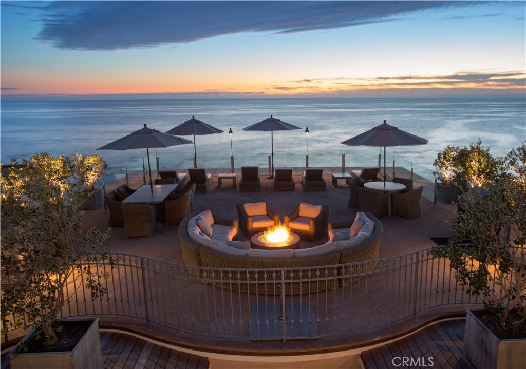 Sunset Cove Villas - Poised on one of the most magnificent stretches of the California Coastline, 683 Sleepy Hollow presents a unique investment opportunity to own eight luxury beach front villas in the heart of Laguna Beach. Offering the utmost in accommodations, the one, two and three bedroom suites provide spacious living with ample room for entertaining and relaxing. The villas blend contemporary elegance with luxury and comfort and are designed to take full advantage of the stunning ocean views from both the interiors, as well as the outdoor patio areas. Each luxury villa is well-appointed with gourmet kitchens, spa-inspired baths, resort-style bedrooms and private patios. Relax upon the serene observation deck and enjoy the panoramic views of the Pacific Ocean and breathtaking sunsets. The beautifully designed building sits on the oceanfront with a private beach access for its guests. A short stroll to Laguna's Main Beach, downtown's shopping and dining make these accommodations perfect for discerning travelers.