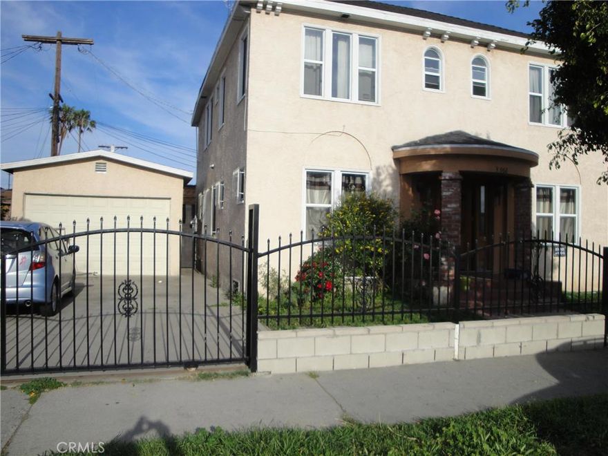 3 units - Perfect Investment property.   Call listing agent for more information