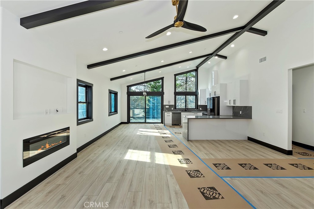 556 Lucerne Drive