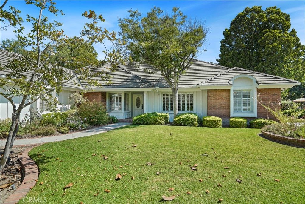 listing image 130725571541563028600
