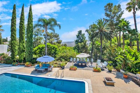 A home in North Tustin