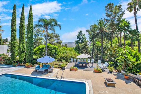 A home in North Tustin