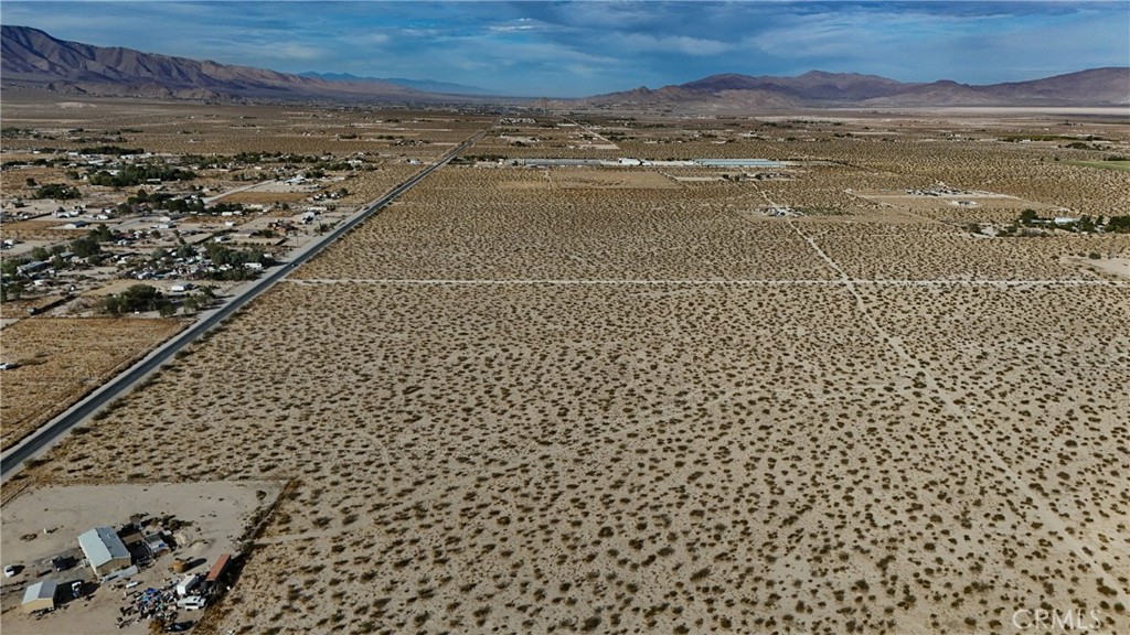 11.72 acres of agriculturally zoned land in Lucerne Valley! This property is just off Old Woman Springs Rd which is one of the main roads through town.
Old Woman Springs is a highly traveled road as it’s the main highway between Johnson Valley, Landers, and Yucca Valley. It is also the main artery between the High Desert and Palm Springs! Johnson Valley is home to the King of the Hammers race which attracts hundreds of thousands of spectators each year. The Big Bear lake and ski slopes are also only a 25 minute drive away. The large acreage provides PLENTY of space for your home to be appropriately placed further back from the highway for peace and quiet. Plant some fruit trees and bring your animals like all of the locals do, this is a perfect location for a private ranch! Power is approximately 600 feet away on the highway and wells are required in the area for water. The opportunities are endless and the choice is yours, drive by today!
APN# 0449-064-53-0000
Coordinates: 34.446033 / -116.876037
This property does not have an address assigned. "712 Fairlane Rd" is for listing purposes only.