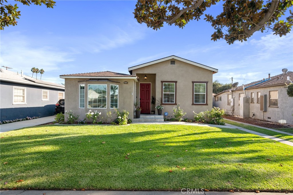 734 W 28th Street