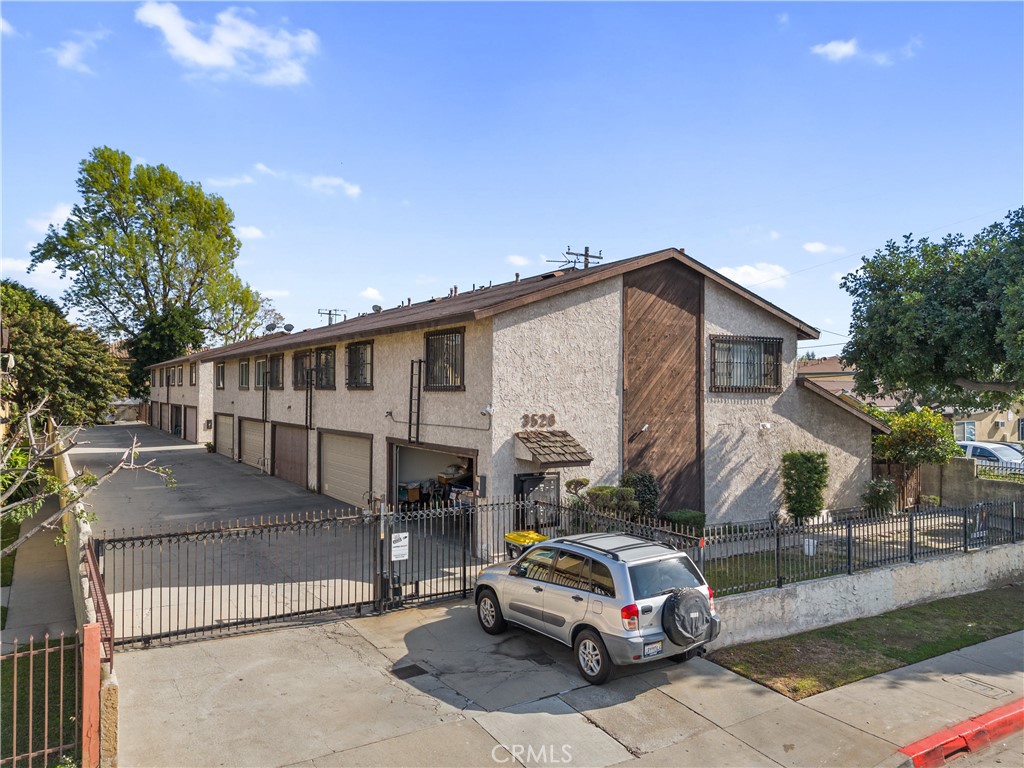 More Price Improvement ,UPDATED NEW ROOF,INSPECTED WITH CITY PERMIT ,NEW ATTIC INSULATION AND REINFORCED BEAMS/JOISTS,TERMITE TREATED AND CERTIFIED,CITY INSPECTED AND CLEARED, NEW DOUBLE PANEL WINDOWS.LAMINATE FLOORS AND REMODELED BATHROOM. Located in a prime location! This spacious 3-bedroom, 2-bath Townhome offers both comfort and convenience. With a fantastic location just a short walk from shopping, dining, and entertainment options, everything you need is right at your doorstep. Home is freshly painted and includes Laminated Wood throughout! Close to local schools, this home is perfect for families or anyone looking for easy access to nearby amenities. Enjoy the peace of mind of living in a secure, well-maintained community, all while being in the heart of the city of El Monte. Appraissed recently above listing price.
Back in the Market, buyer did not performed. (HOA) Includes Water, Trash, Maintenance of Gates, Lights and pavement. More improvements on the way for the HOA community.