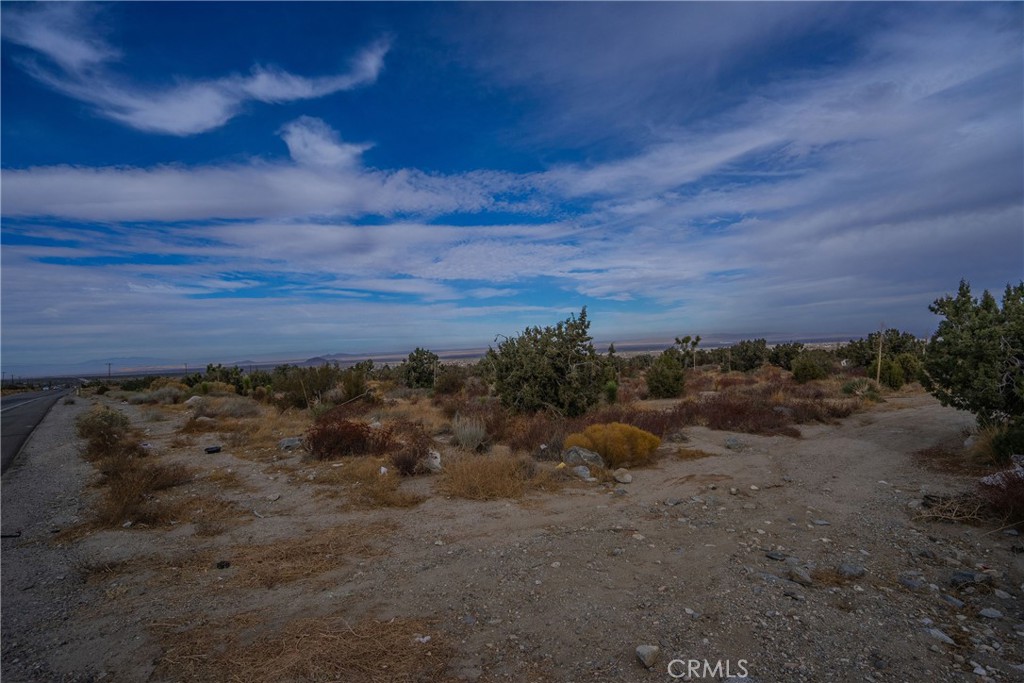 0 PINON HILLS